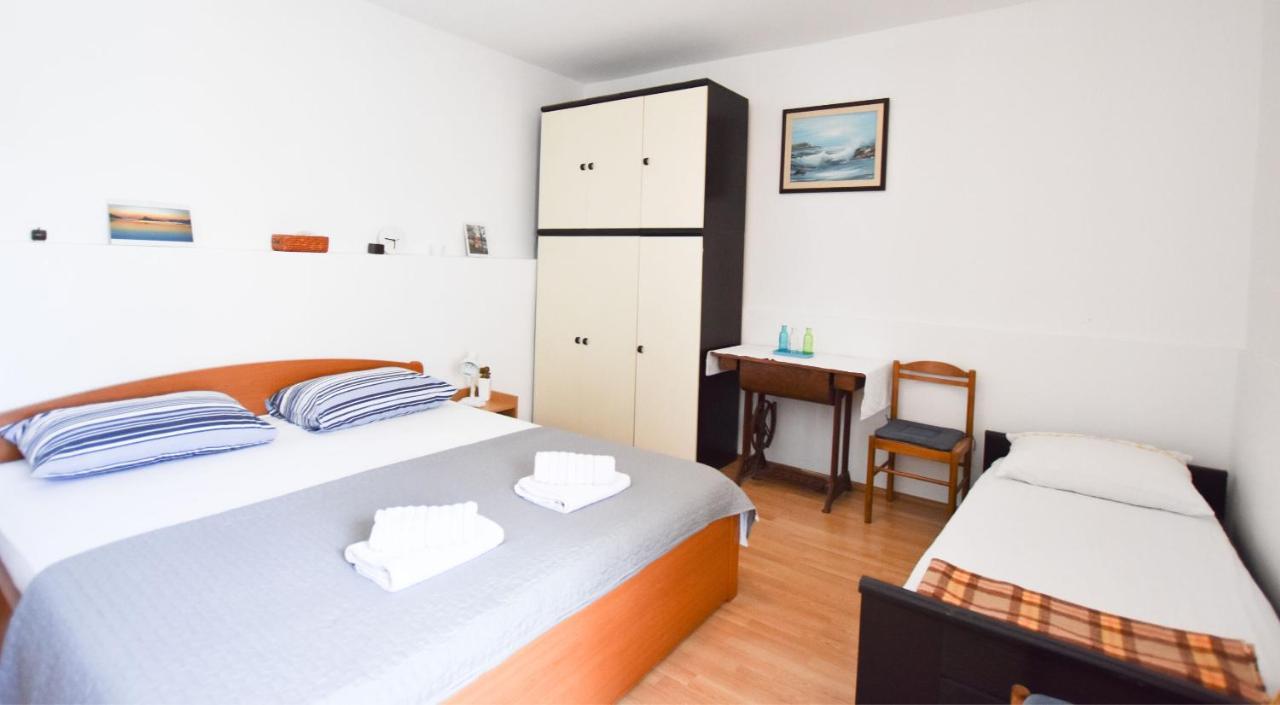 Apartment Murva Примоштен Экстерьер фото