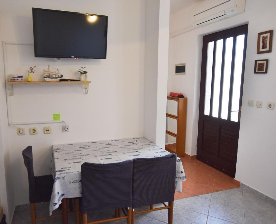 Apartment Murva Примоштен Экстерьер фото